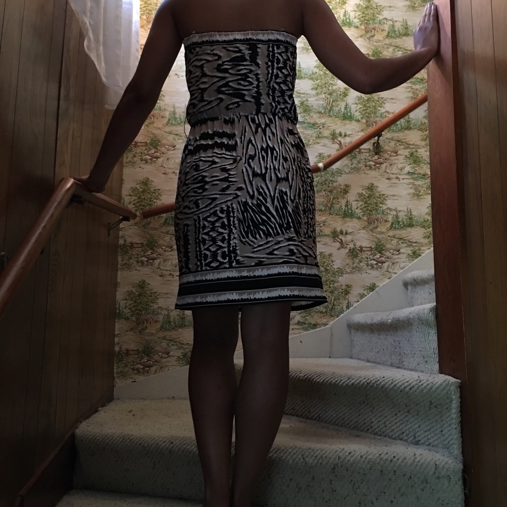 Strapless BCBG Dress π - Picture 2 of 4